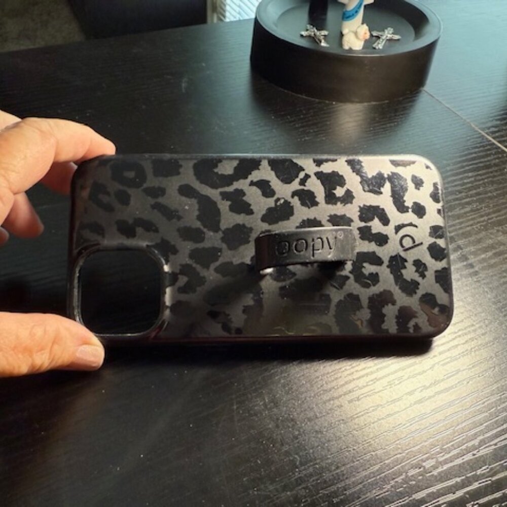 iPhone 13 - Loopy Case